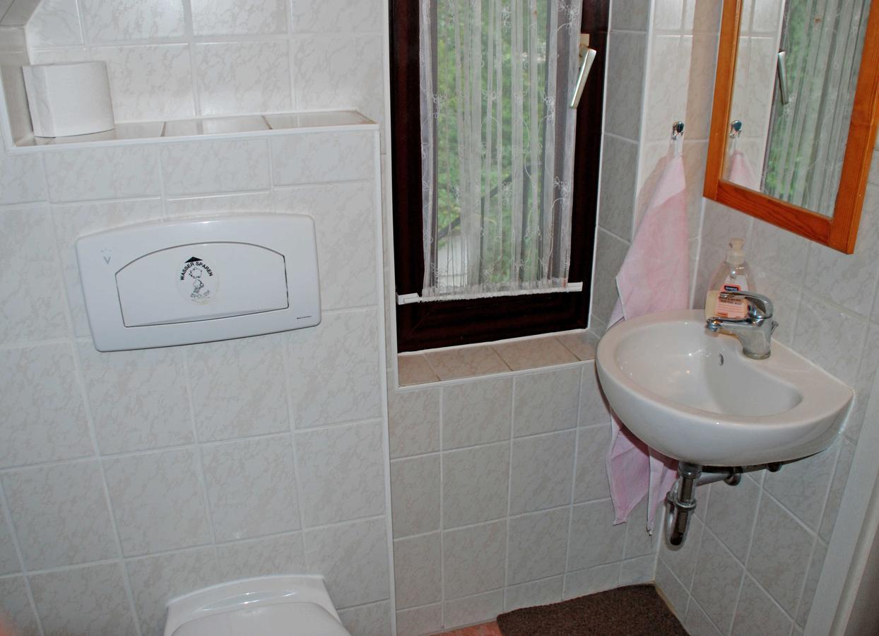 Ferienwohnungen Im Ostseebad Baabe Ngoại thất bức ảnh