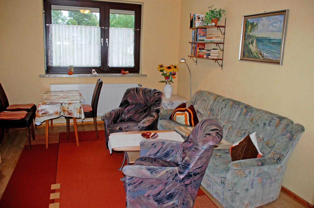 Ferienwohnungen Im Ostseebad Baabe Ngoại thất bức ảnh